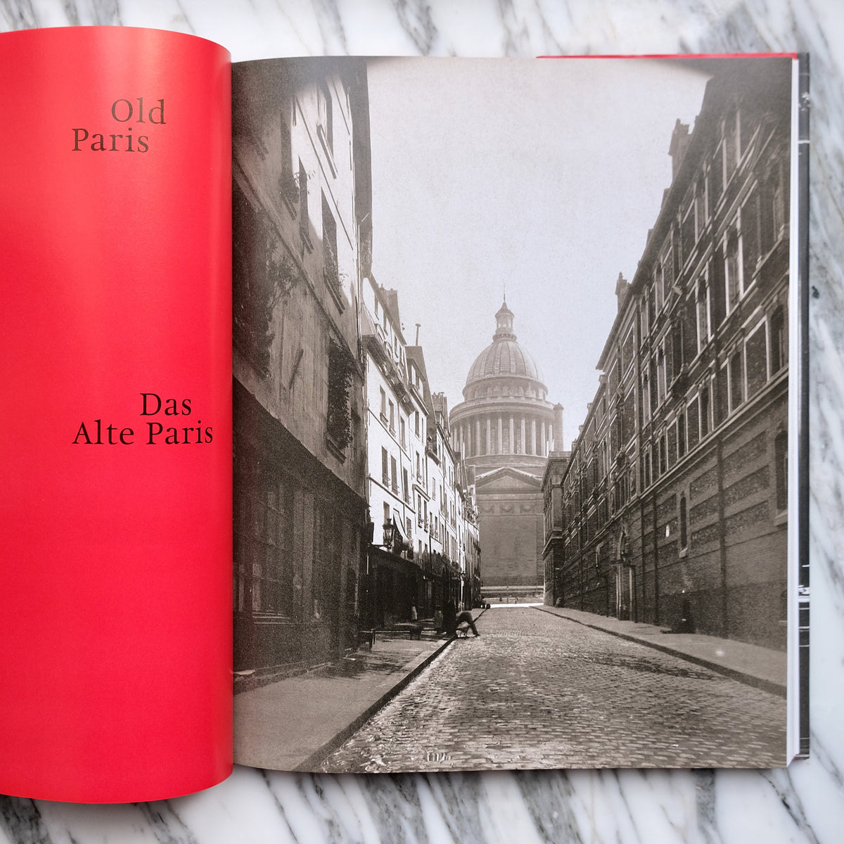 Eugène Atget's Paris - Bouquinistes Auction - La Porte Bonheur