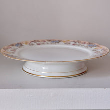 Load image into Gallery viewer, Ch. Pillivuyt et Cie Floral Dinner Service - La Porte Bonheur