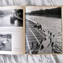 Load image into Gallery viewer, Paris Flammarion La Porte Bonheur