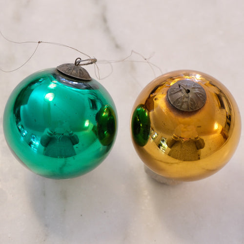 Set of Green and Gold Goetzenbruck Ornaments