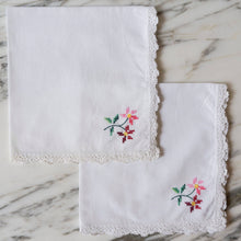 Load image into Gallery viewer, White Linen Napkins with Embroidered Flowers - La Porte Bonheur
